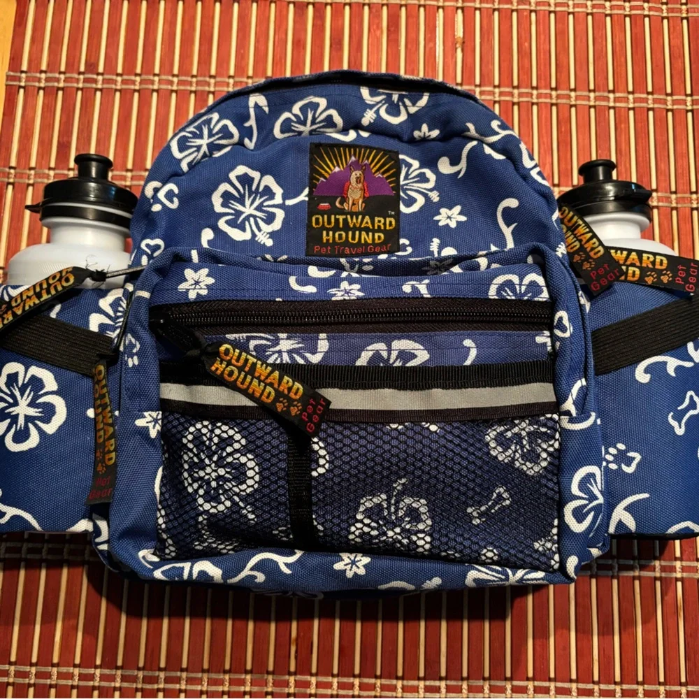 Outward Hound Blue Floral Dog pack